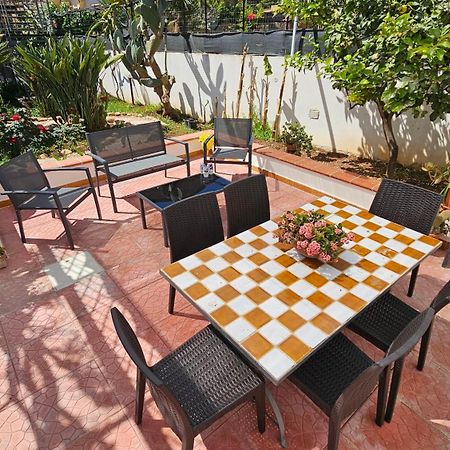 Casa Vacanze Robinson Villa Avola Bagian luar foto