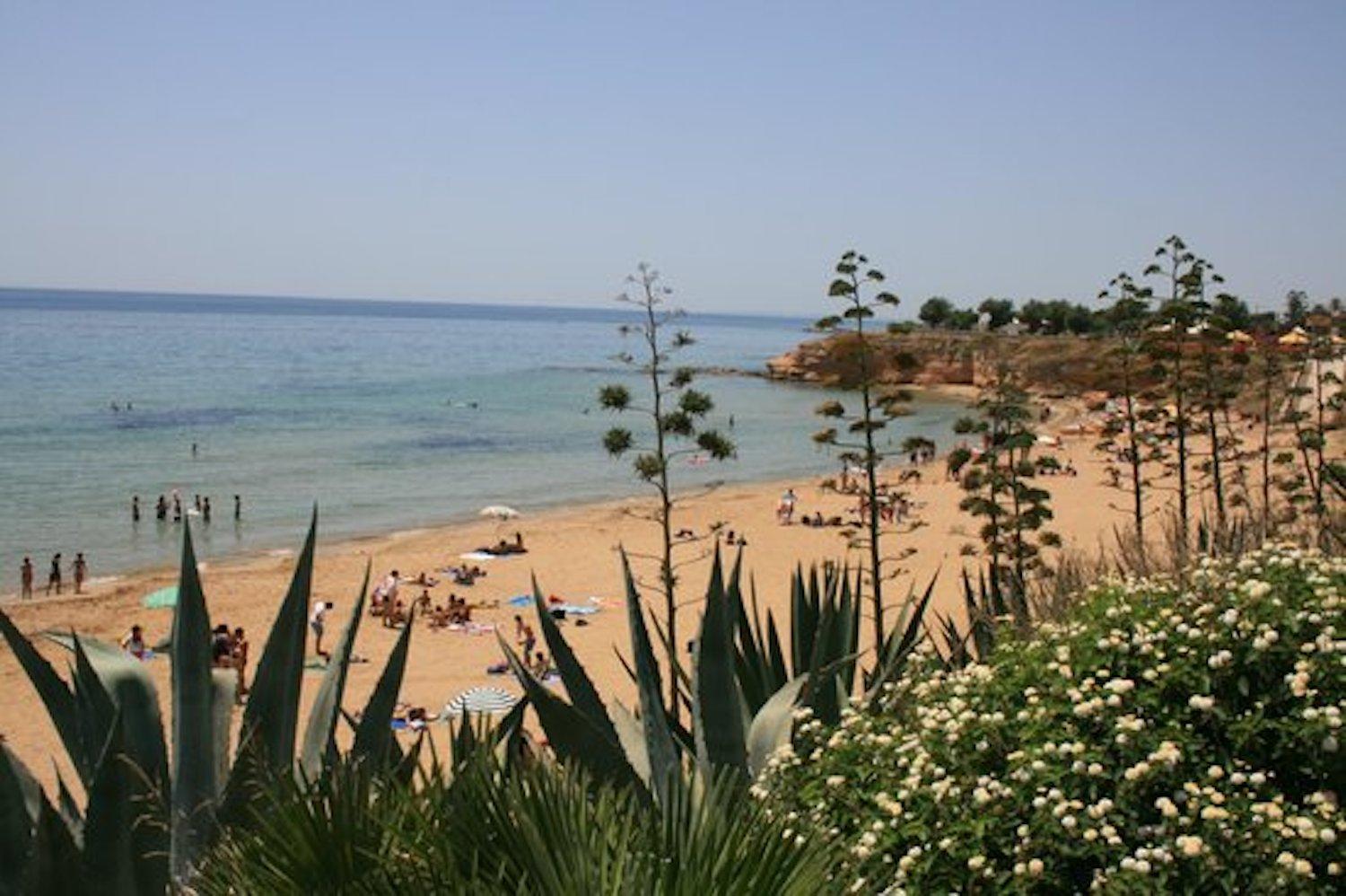 Casa Vacanze Robinson Villa Avola Bagian luar foto