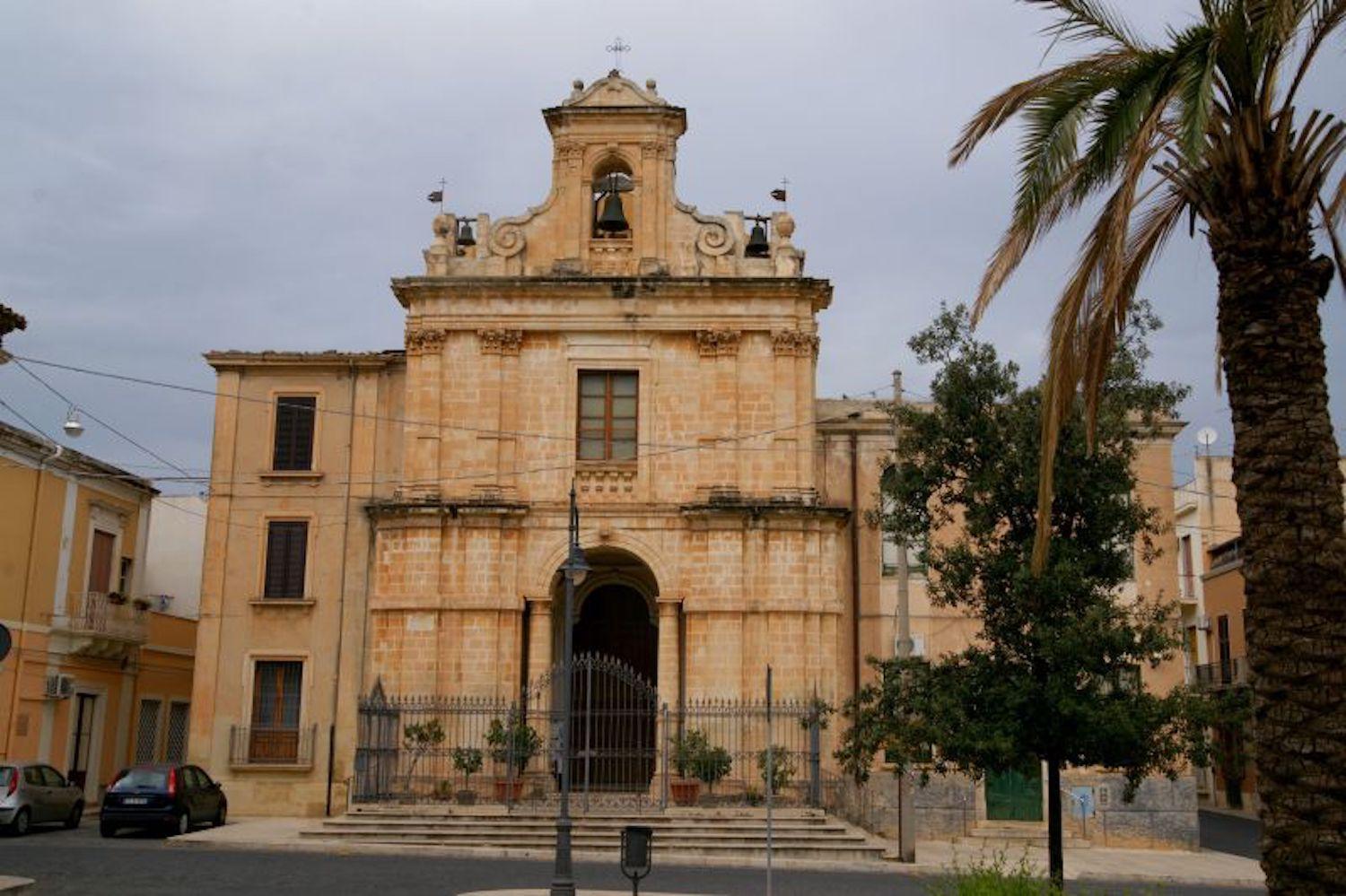 Casa Vacanze Robinson Villa Avola Bagian luar foto