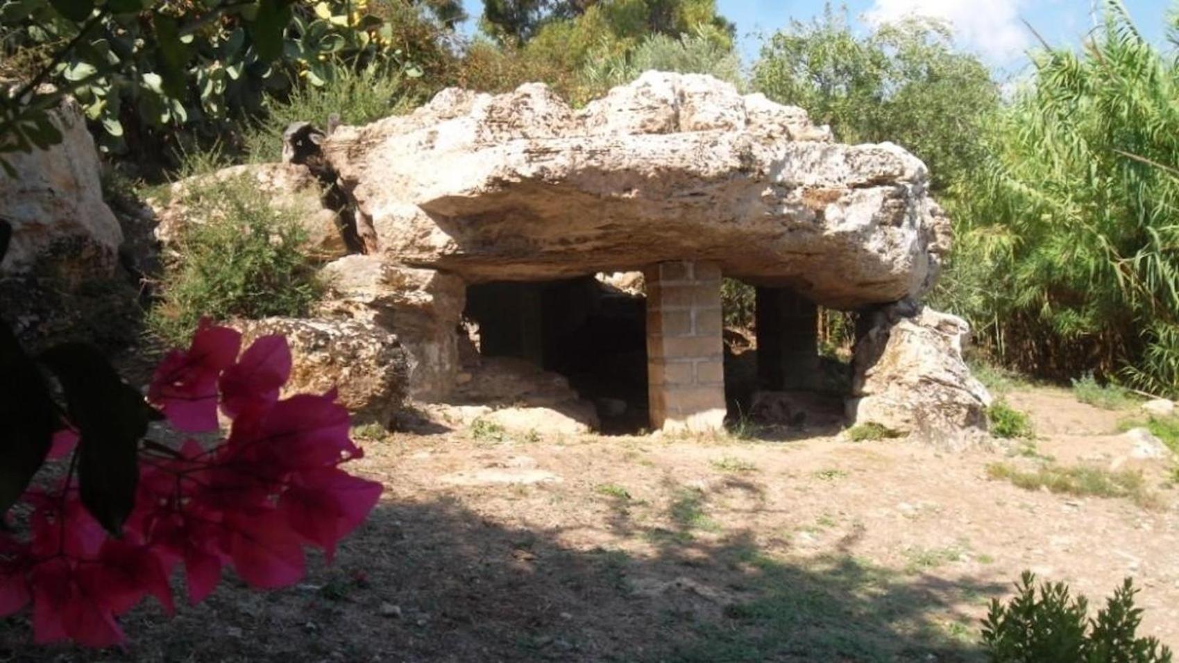 Casa Vacanze Robinson Villa Avola Bagian luar foto