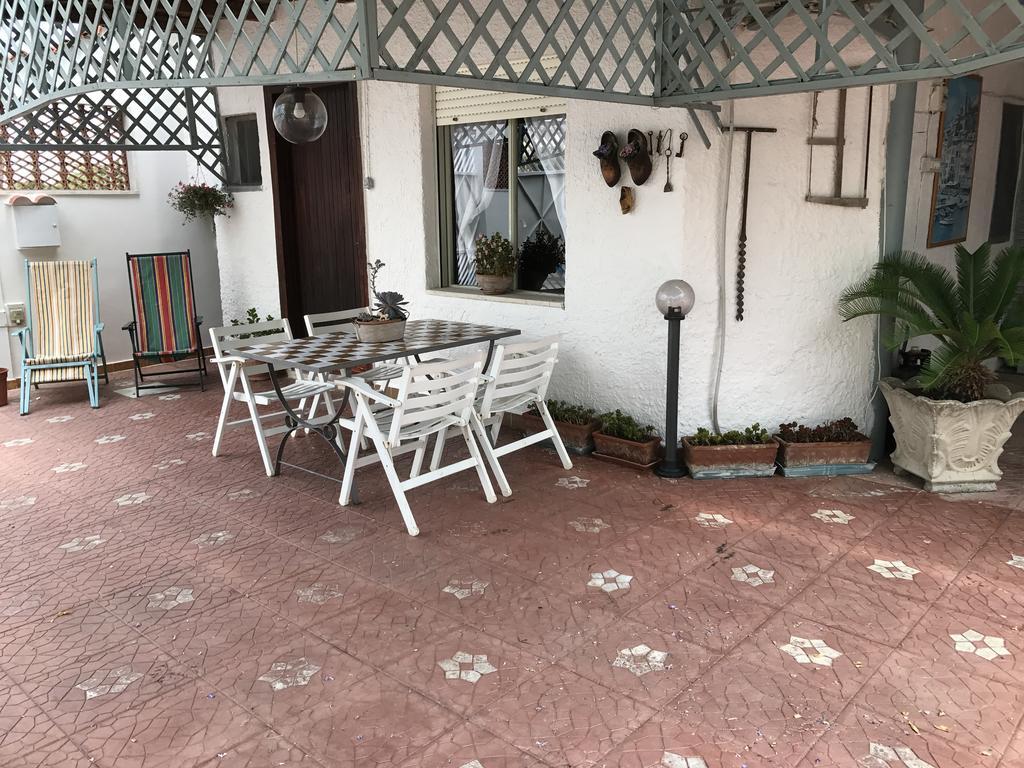 Casa Vacanze Robinson Villa Avola Bagian luar foto