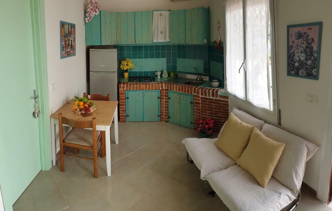 Casa Vacanze Robinson Villa Avola Bagian luar foto